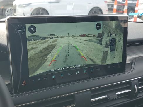 New 2026 Lincoln Corsair Premiere image 20