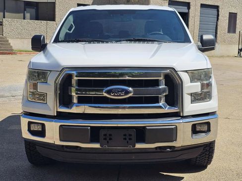 Used 2015 Ford F150 XLT w/ Trailer Tow Package image 9