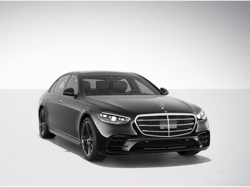 Used 2025 Mercedes-Benz S 580e 4MATIC Sedan image 9