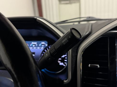 Used 2022 Ford F250 Lariat w/ Chrome Package image 24