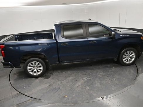 Used 2020 Chevrolet Silverado 1500 Custom w/ Custom Value Package image 29