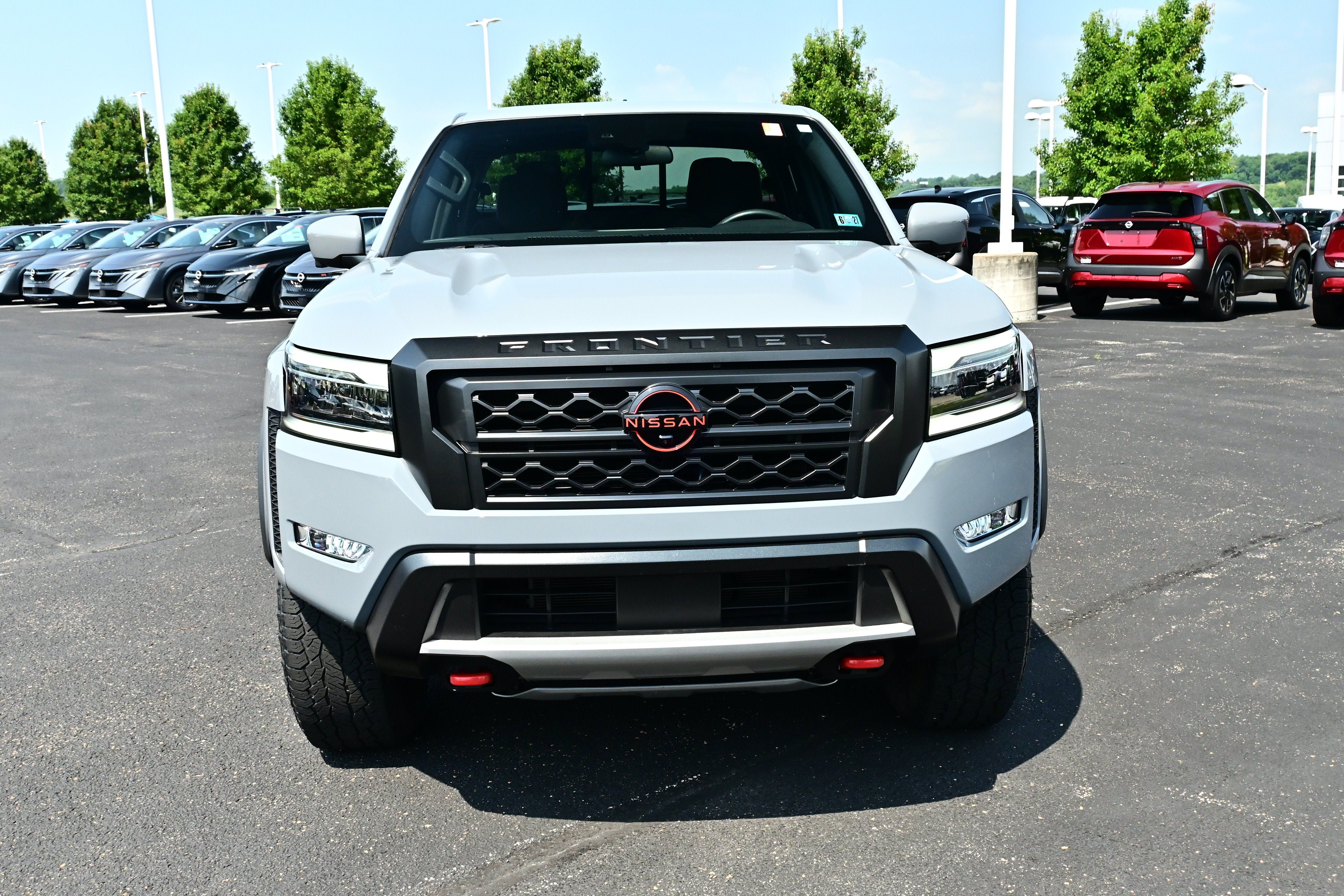 Certified 2024 Nissan Frontier PRO-4X w/ Pro Convenience Package AWD/4WD image 3