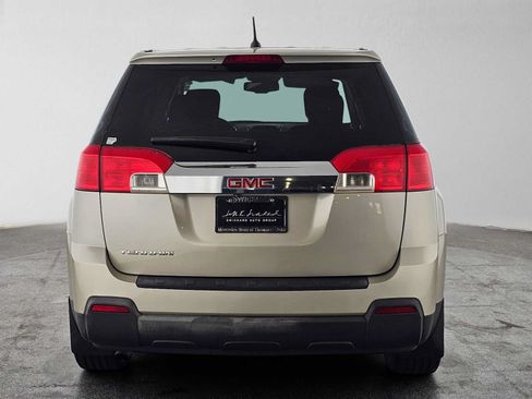 Used 2014 GMC Terrain SLE w/ LPO, Protection Package FWD image 4