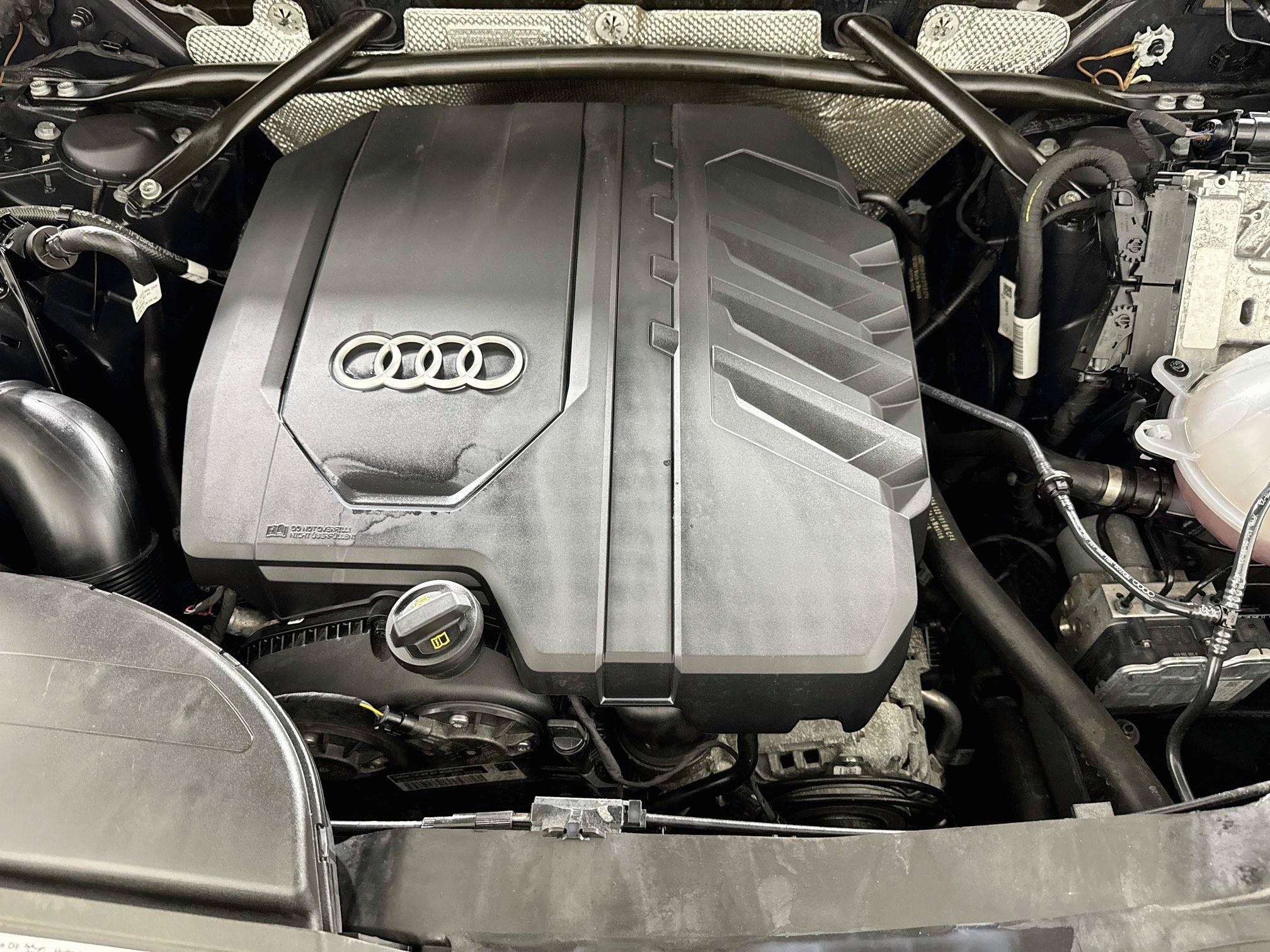 Used 2024 Audi Q5 2.0T Premium w/ Convenience Package AWD/4WD image 30
