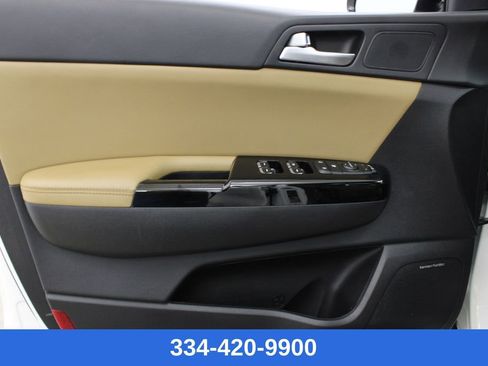 Used 2022 Kia Sportage SX image 17