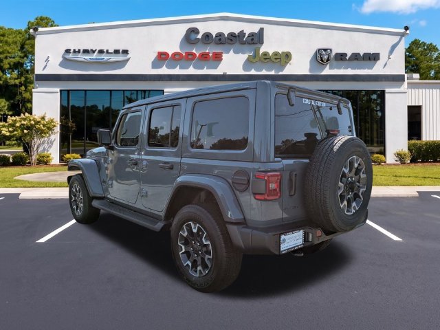 New 2026 Jeep Wrangler Unlimited Sahara AWD/4WD image 6