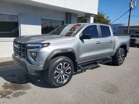 Used 2024 GMC Canyon AT4 w/ AT4 Premium Package image 12