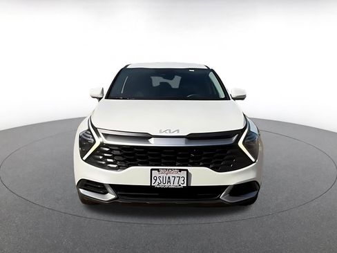 Used 2025 Kia Sportage LX FWD image 4