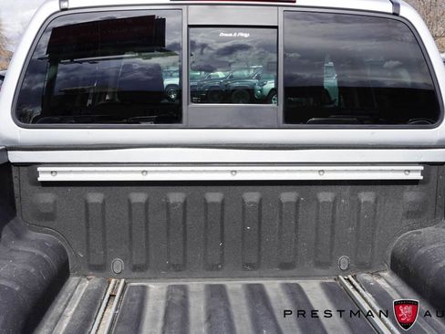 Used 2021 Nissan Frontier PRO-4X w/ Pro-4x Utility Package image 13