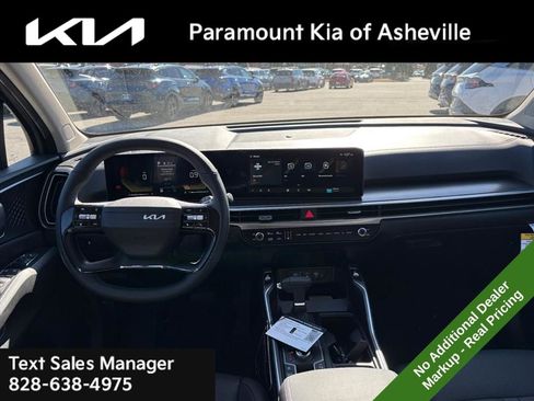 New 2026 Kia Sorento S image 7