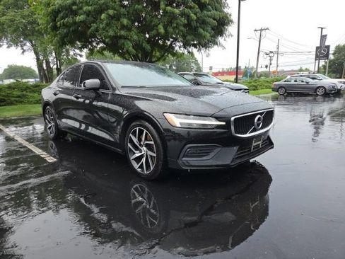 Used 2019 Volvo S60 T6 Momentum w/ Premium Package AWD/4WD image 1