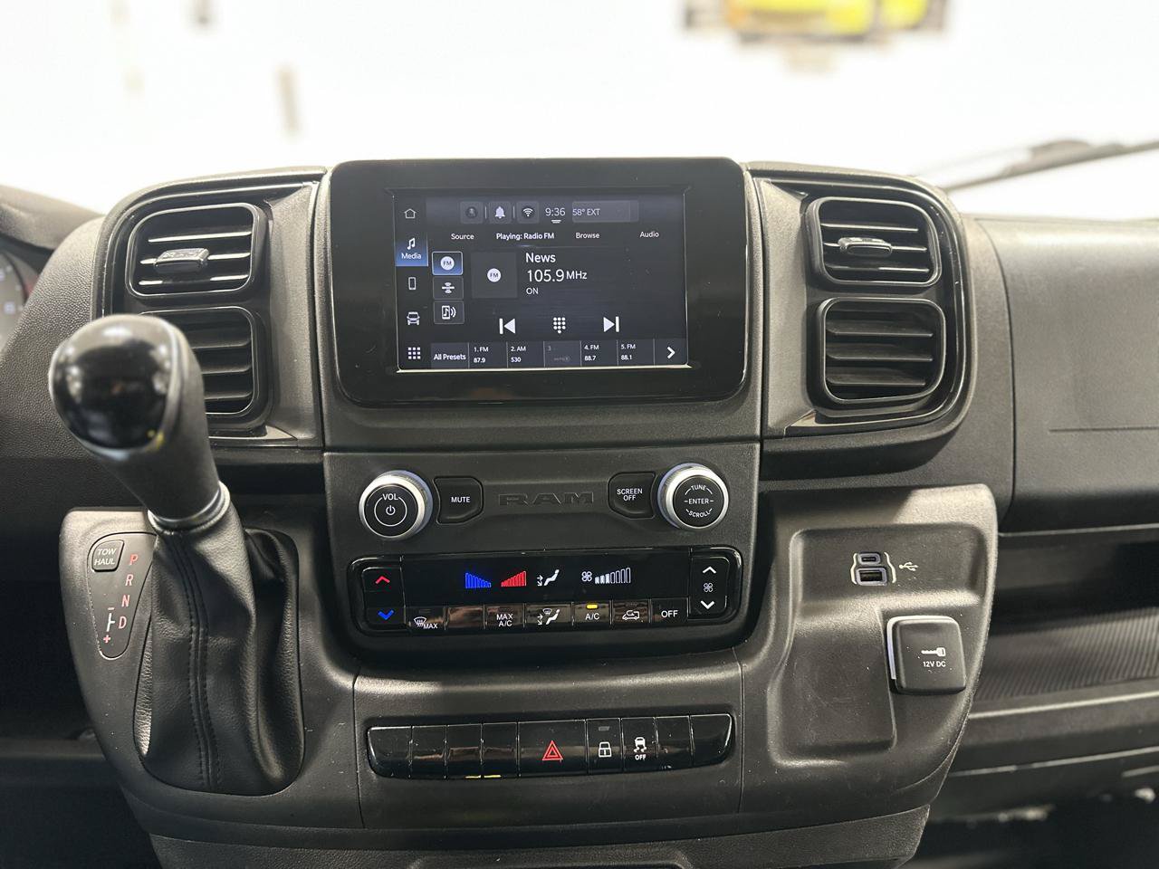 Used 2023 RAM ProMaster 2500 FWD image 17