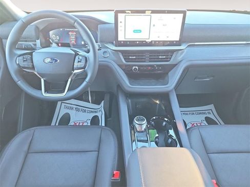 New 2026 Ford Explorer Platinum RWD image 12