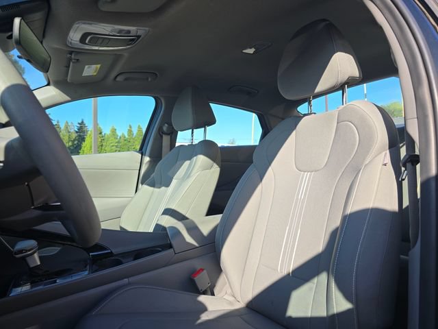 Certified 2025 Hyundai Elantra Hybrid FWD image 21