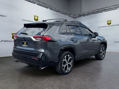 Used 2023 Toyota RAV4 XSE w/ Weather Package AWD/4WD image 5