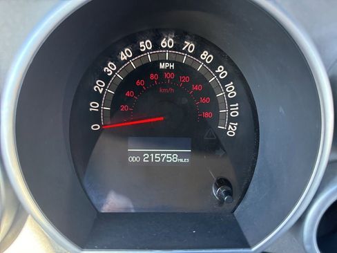 Used 2013 Toyota Sequoia Platinum image 28