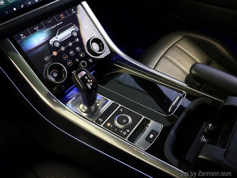 Used 2022 Land Rover Range Rover Sport HSE Silver Edition image 24