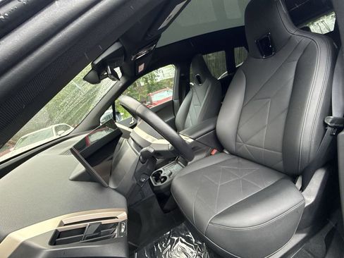 Used 2023 BMW iX xDrive50 AWD/4WD image 13