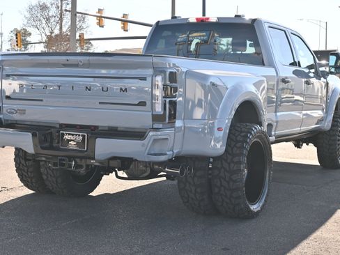 Used 2026 Ford F450 Platinum w/ Platinum Plus Package image 12