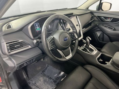 Used 2023 Subaru Outback Limited image 9