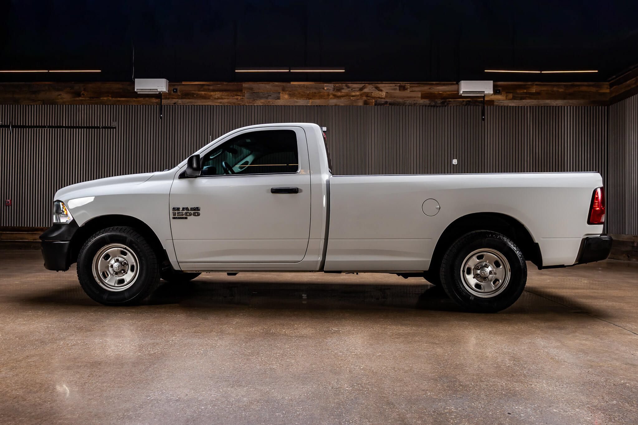 Used 2021 RAM 1500 Tradesman RWD image 5