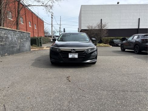 Used 2018 Honda Accord LX image 6