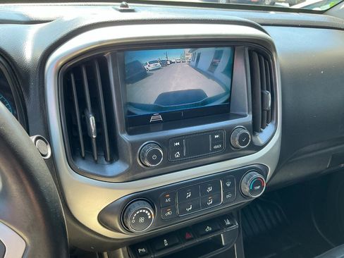 Used 2021 Chevrolet Colorado LT w/ Fleet Safety Package RWD image 17