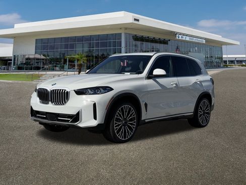 New 2026 BMW X5 sDrive40i image 5