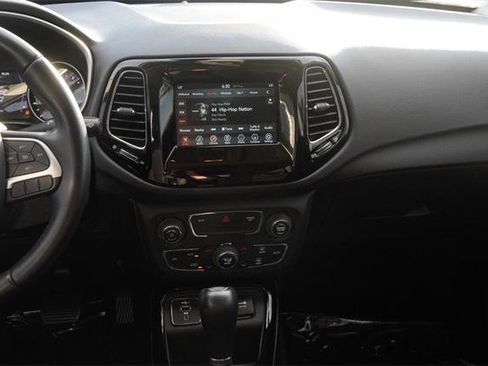 Certified 2020 Jeep Compass Latitude image 14