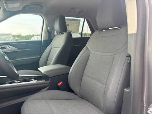 New 2026 Ford Explorer Active AWD/4WD image 9