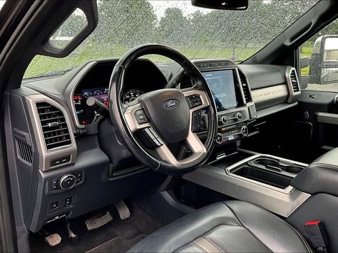 Used 2022 Ford F350 Platinum AWD/4WD image 10