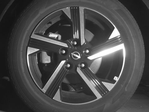 Used 2025 Nissan Sentra SV image 12