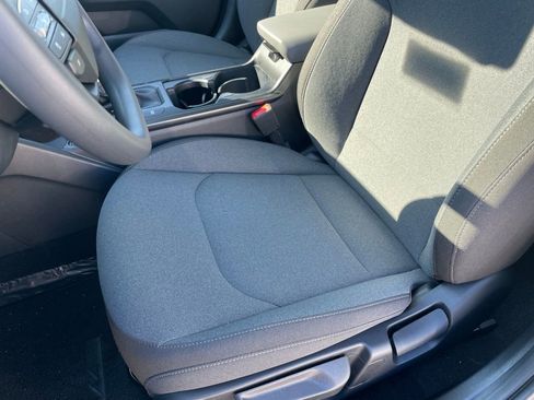 New 2026 Kia K4 LXS image 21