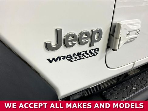 Used 2021 Jeep Wrangler Sport AWD/4WD image 21