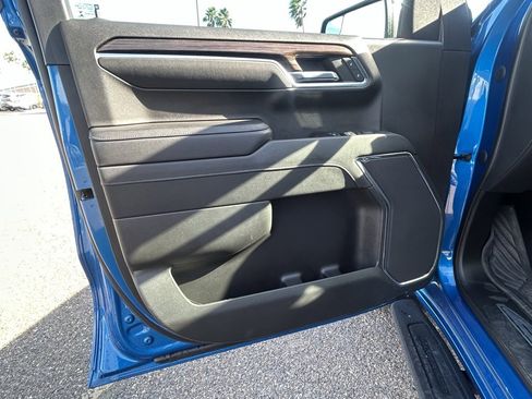 Used 2023 Chevrolet Silverado 1500 LT Trail Boss w/ LPO, Dark Essentials Package image 11