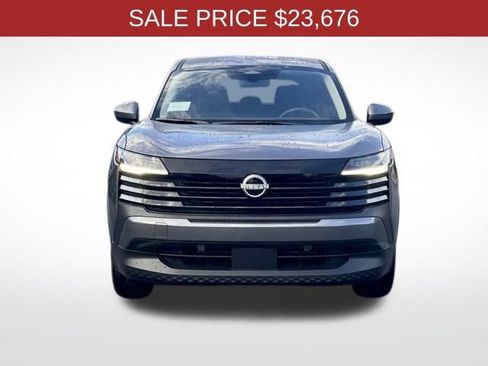 New 2025 Nissan Kicks SV w/ Charging Package image 4