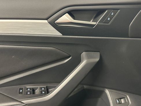 New 2025 Volkswagen Jetta SE image 10