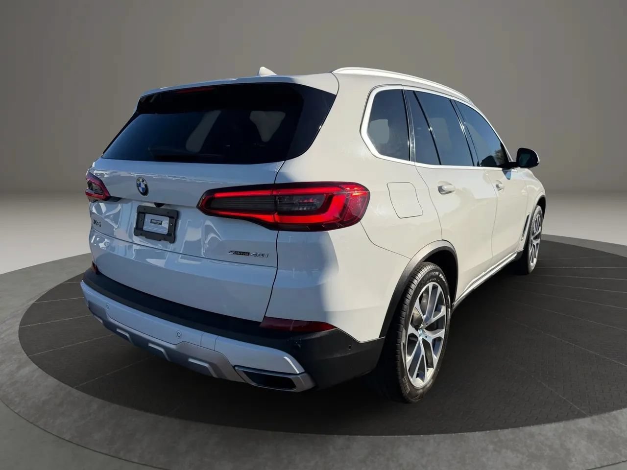 Used 2020 BMW X5 sDrive40i w/ Convenience Package RWD image 5