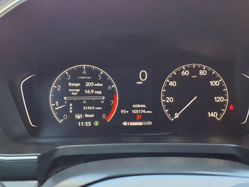 Used 2025 Honda Pilot EX-L image 17