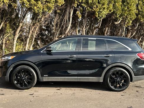 Used 2020 Kia Sorento S image 7