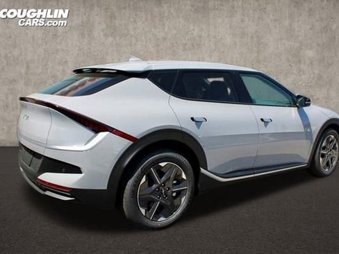 New 2025 Kia EV6 Light RWD image 5