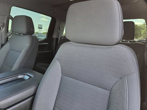 Used 2022 Chevrolet Silverado 1500 LT AWD/4WD image 29