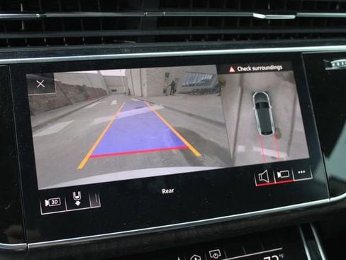 Used 2020 Audi Q8 Premium Plus w/ Premium Plus Package image 8