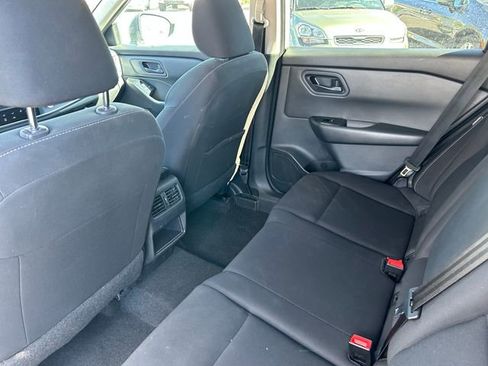 Used 2024 Nissan Rogue S AWD/4WD image 30