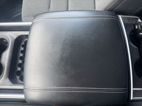 Used 2021 RAM 1500 Big Horn image 33