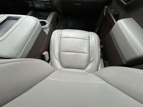 Used 2020 Chevrolet Silverado 1500 RST image 13