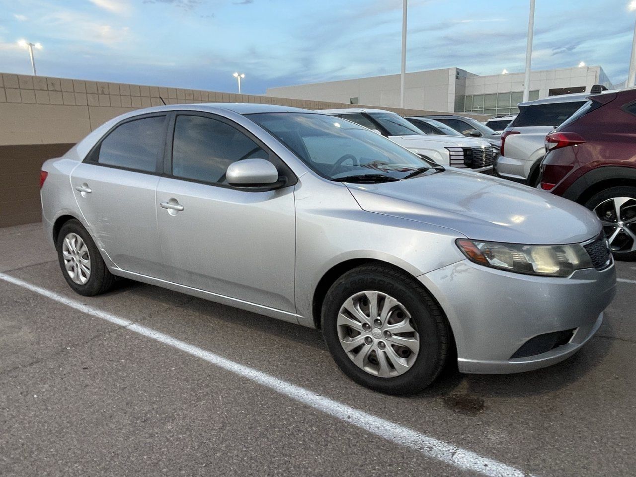 Used 2011 Kia Forte LX FWD image 2