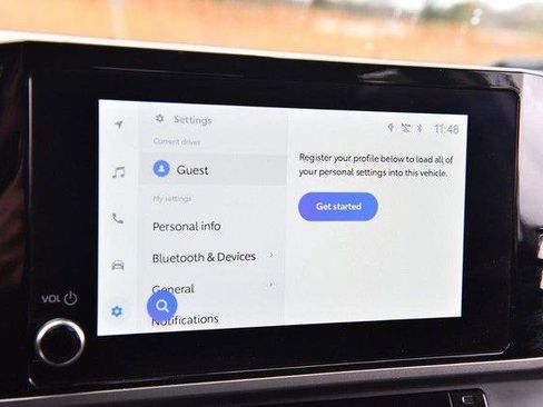 Used 2025 Toyota Camry LE image 14