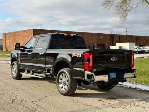 Used 2024 Ford F250 Lariat w/ Chrome Package image 4