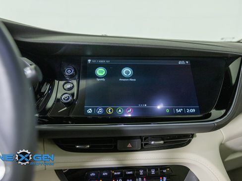 Used 2022 Buick Envision Avenir w/ Technology Package II FWD image 20